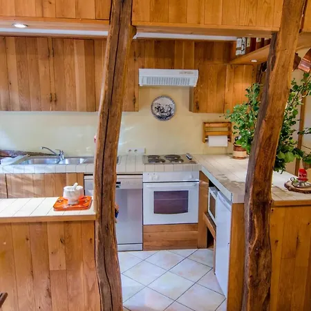 Dri Les Courtils Hébergement de vacances *