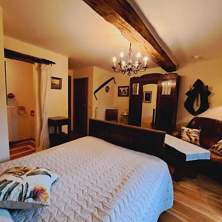 Dri Les Courtils Holiday home La Roche-en-Ardenne