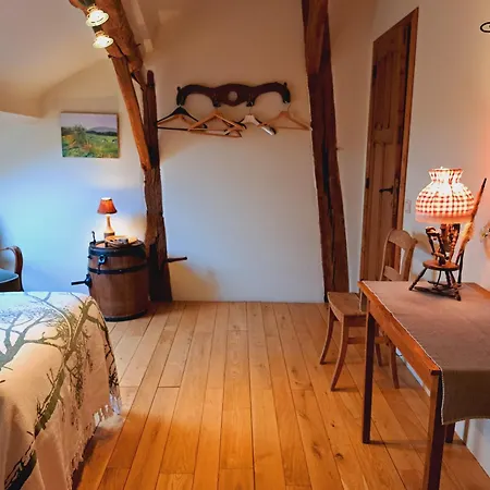 Hébergement de vacances Dri Les Courtils *