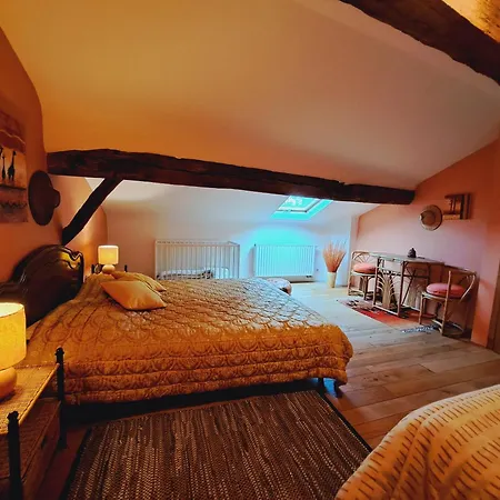 Dri Les Courtils Hébergement de vacances *