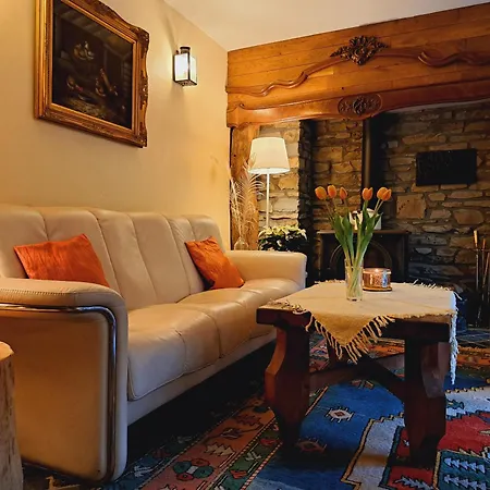 Dri Les Courtils 펜션