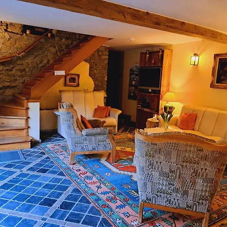 Holiday home Dri Les Courtils *