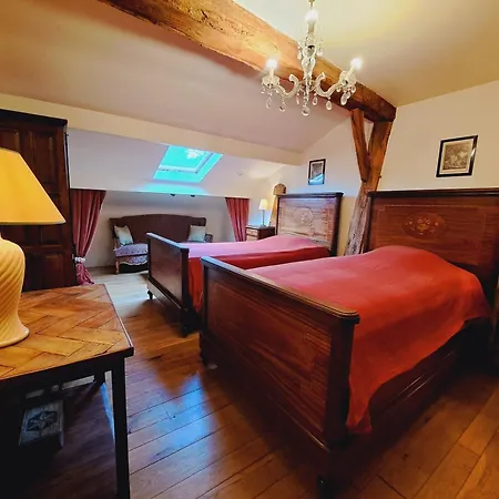 Dri Les Courtils * 라로셰안알데네