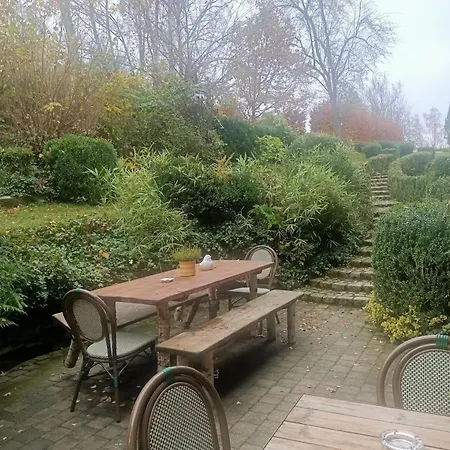 Holiday home Dri Les Courtils