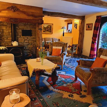 펜션 Dri Les Courtils 라로셰안알데네